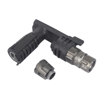 Taktický grip se svítilnou typu R900V - Černý                    