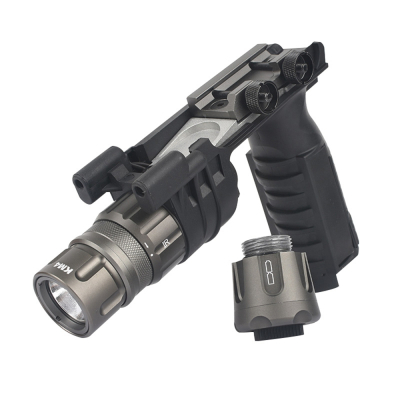                             Taktický grip se svítilnou typu R900V - Černý                        